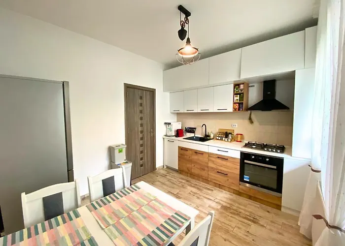 Metalurgiei 1 Bdr & Huge Sofa With Free Parking Apartment *