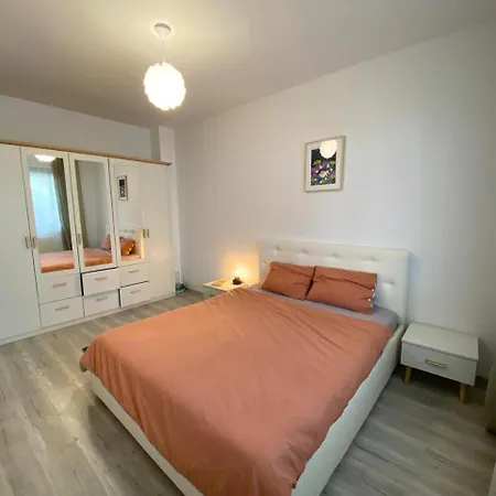 Metalurgiei 1 Bdr & Huge Sofa With Free Parking * Βουκουρέστι