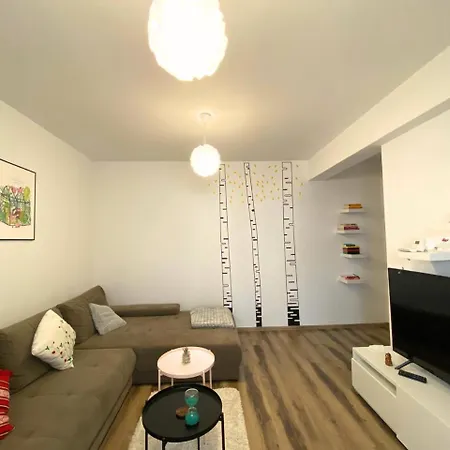 Apartman Metalurgiei 1 Bdr & Huge Sofa With Free Parking Bukarest