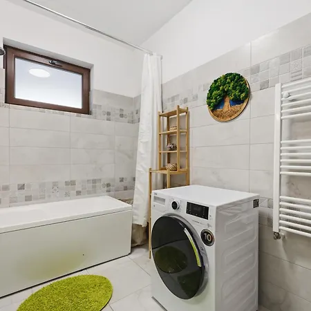 Metalurgiei 1 Bdr & Huge Sofa With Free Parking Apartment *